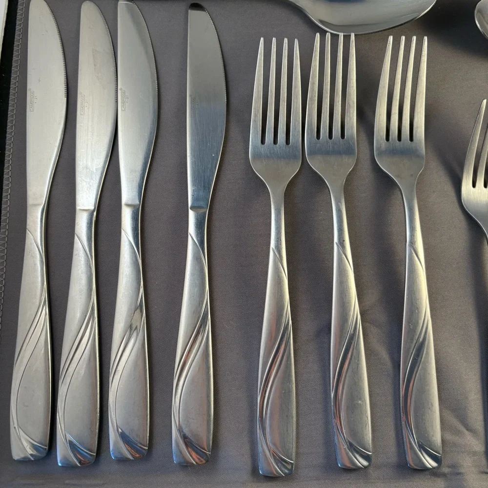 Cambridge Stainless MERCADO‎ SAND Flatware Set Of 19 *Missing 1 Dinner Fork*